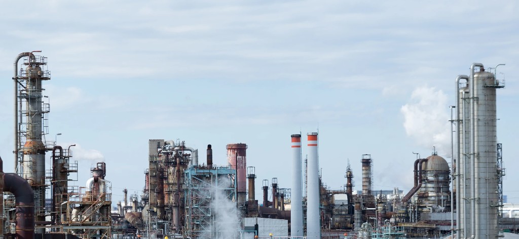 Oil and gas refinery plant